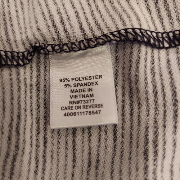 ELLE Gray/White woman's blouse. Size L All seasons Gift Free fit Christmas Stret - Picture 6 of 6